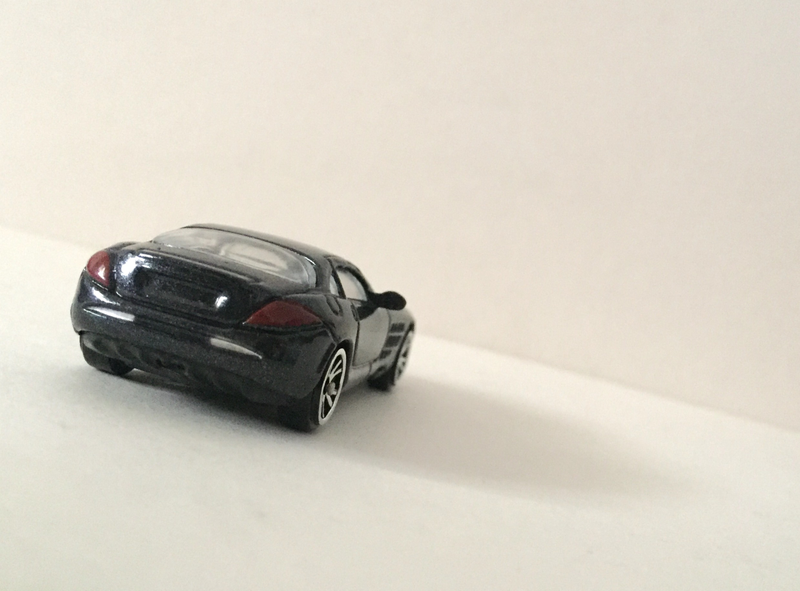 Illustration for article titled McLaren Monday - Mercedes Benz SLR McLaren 1/64 by Motor Max